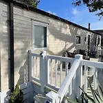 Caravan At Newquay Bay Resort - 3 Bedrooms