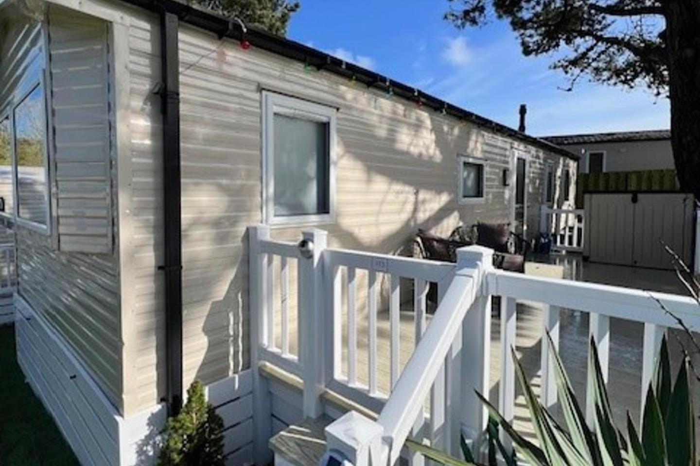 Caravan At Newquay Bay - 3 Bedrooms *